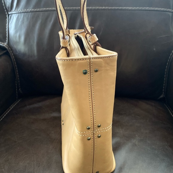 Tan real leather shoulder bag - Picture 3 of 4
